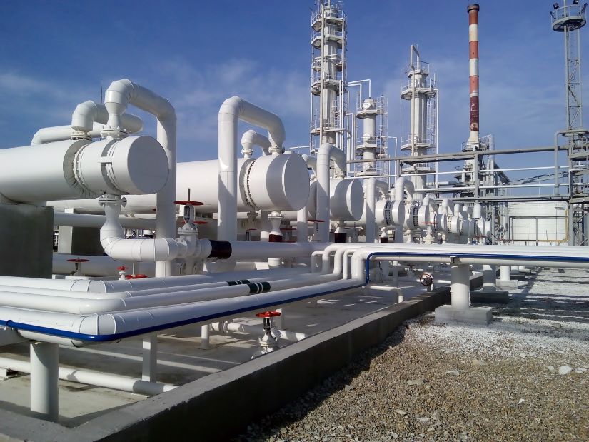 industrial pipeline utilizing DIN3015 clamps by The Clamp Company